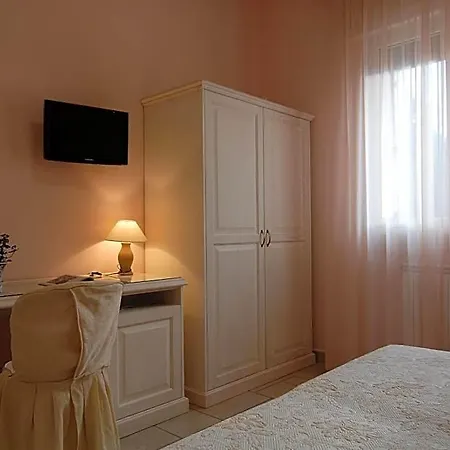 Vittoria 4*